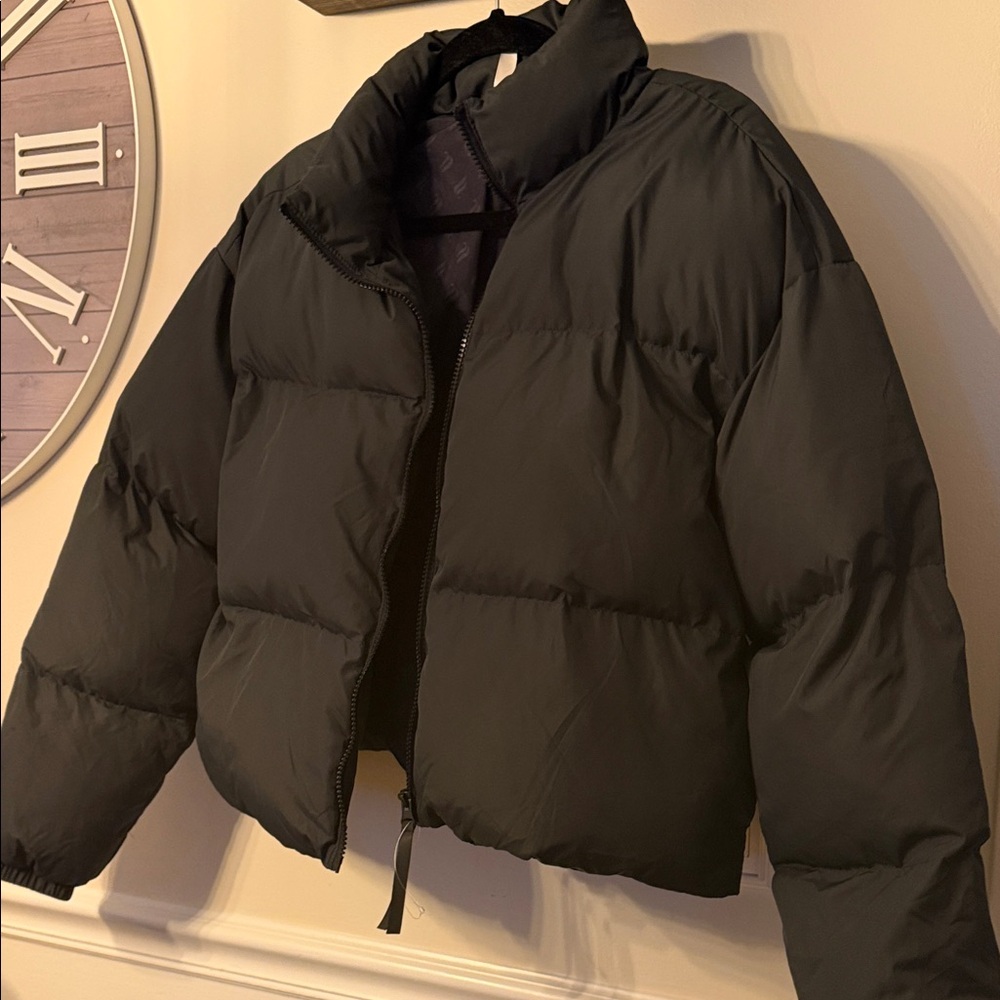 Fabletics green puffer Jacket